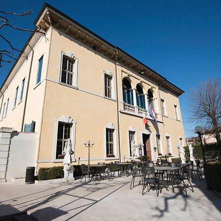 Villa Quaranta Tommasi Wine Hotel & Spa Пескантина Экстерьер фото